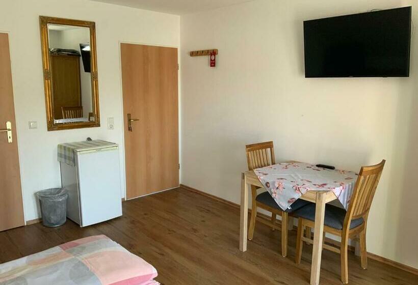 חדר סטנדרט עם מרפסת, Pension Deichblick 2