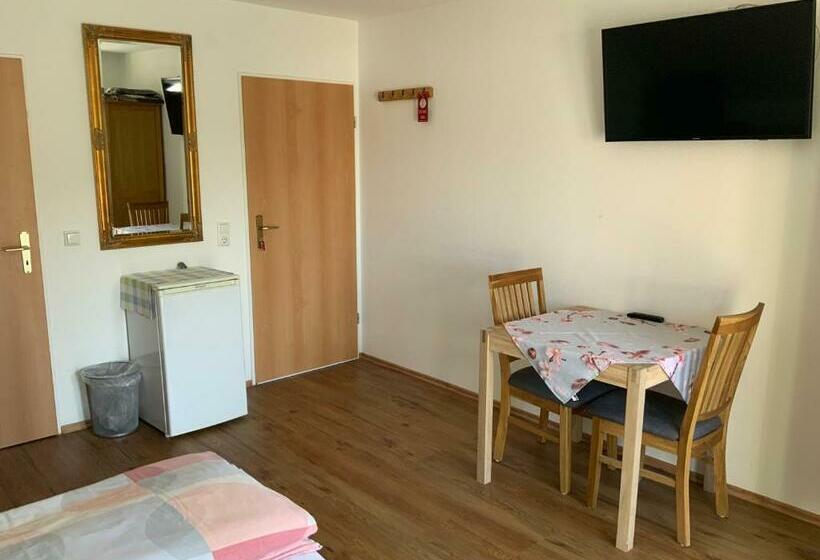 חדר סטנדרט עם מרפסת, Pension Deichblick 2