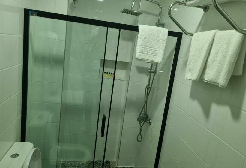 Номер Стандарт, Istanbul Airport Family Suites