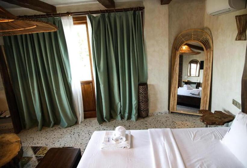 标准间带阳台, Mavi̇ At Hotel Blue Horse