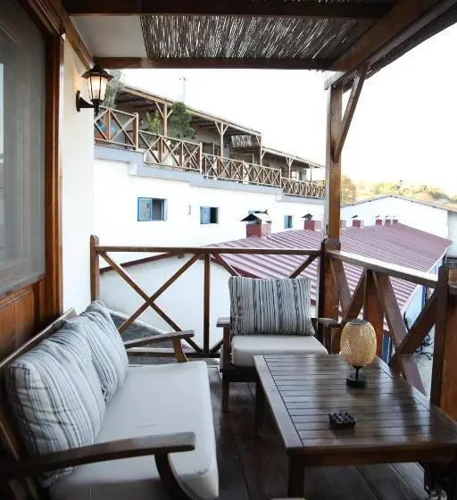 Standard-huone Parveke, Mavi̇ At Hotel Blue Horse