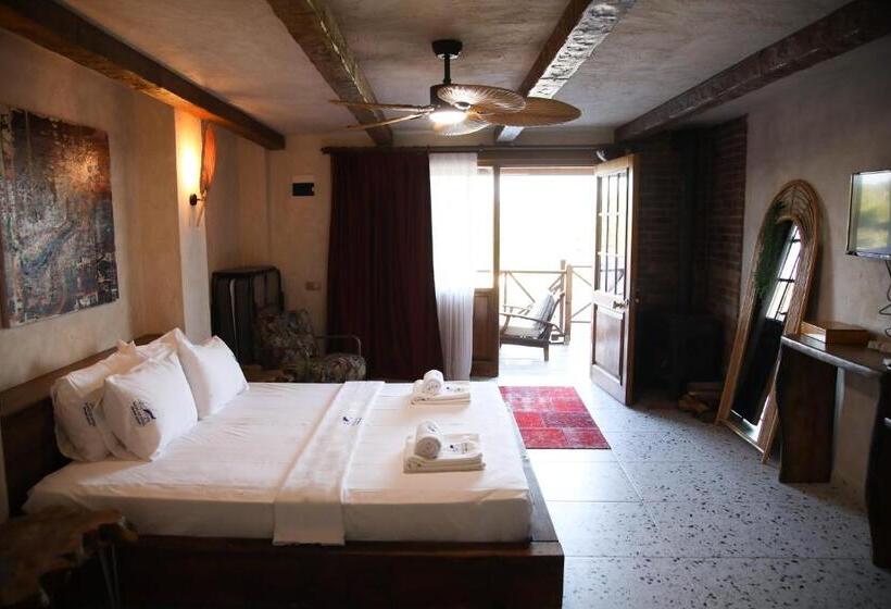 标准房带园景, Mavi̇ At Hotel Blue Horse