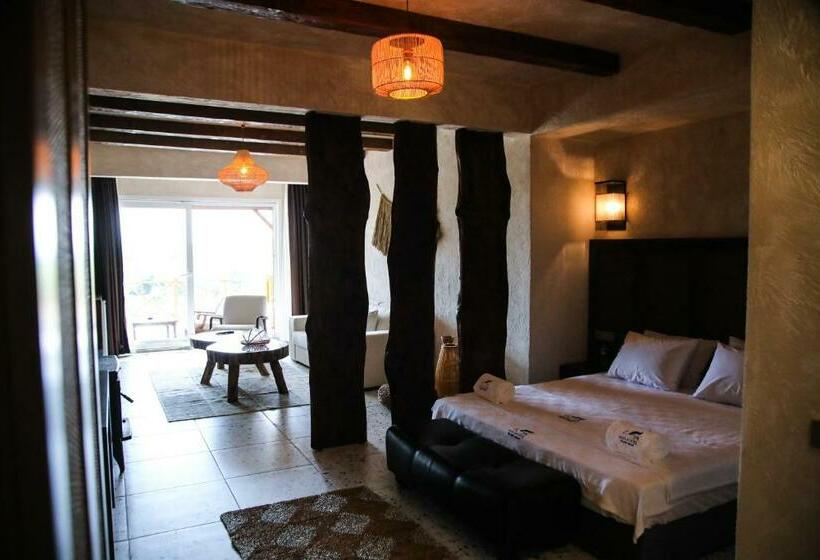 家庭房带园景, Mavi̇ At Hotel Blue Horse