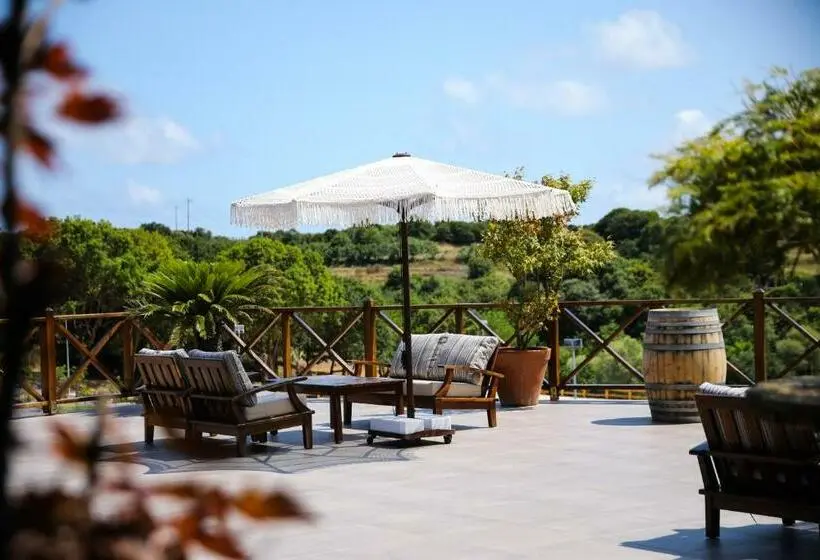 Yhden Hengen Huone Puutarhanäkymä, Mavi̇ At Hotel Blue Horse