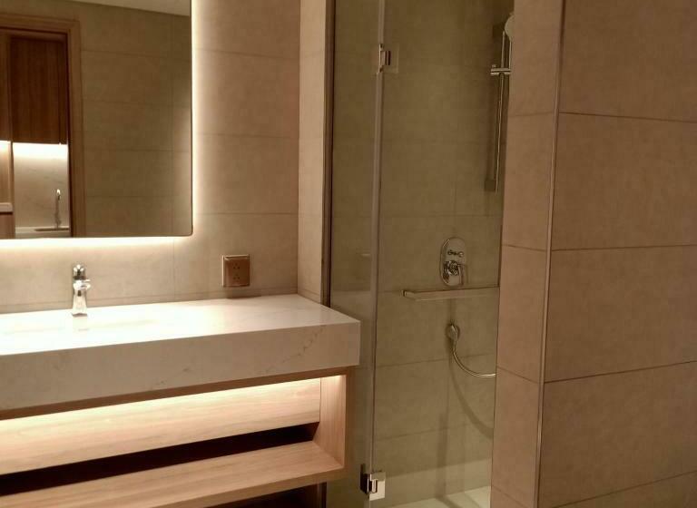 استودیوی استاندارد با چشمانداز دریا, Alacarte Rosabella Nguyen