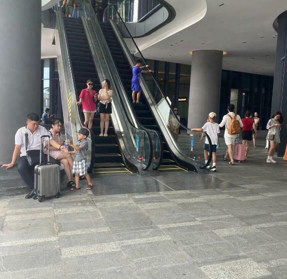 استودیوی استاندارد با چشمانداز دریا, Alacarte Rosabella Nguyen