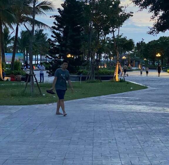 استودیوی استاندارد با چشمانداز دریا, Alacarte Rosabella Nguyen