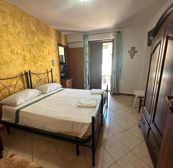 三人经典房间, Do Ziu Michele