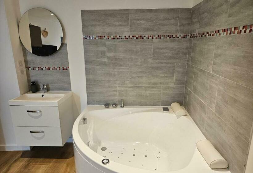 스탠다드 자쿠지 룸, Rue Des Tilleuls