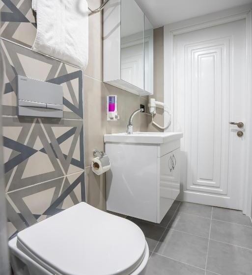 سوئیت 2 خوابه, Wp White Palace