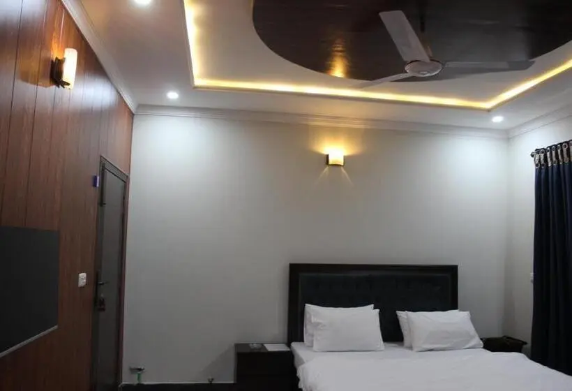 اتاق سوپریور با تخت بزرگ, 26 Number Bus Stop Guest House