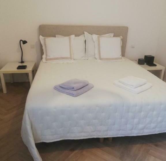 חדר דלוקס עם מיטת קינג, Les 3 Platanes