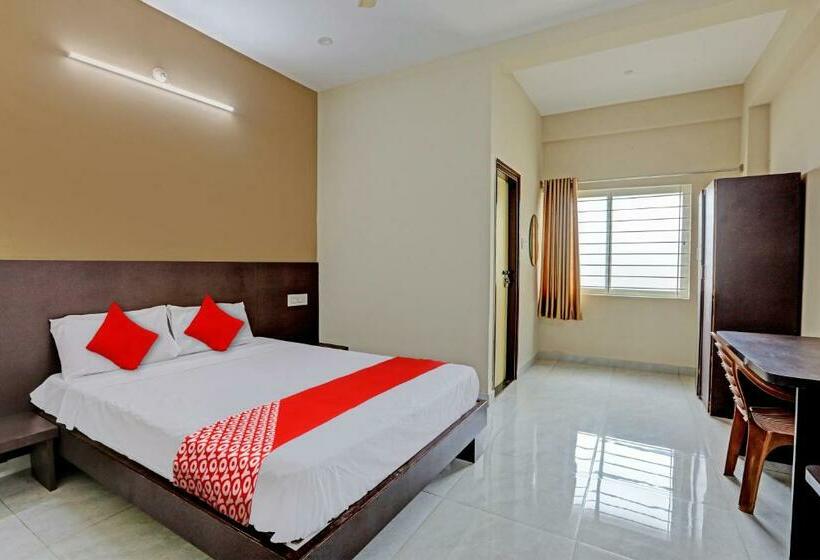 חדר קלאסי לשלושה, Oyo Flagship Srk Palace