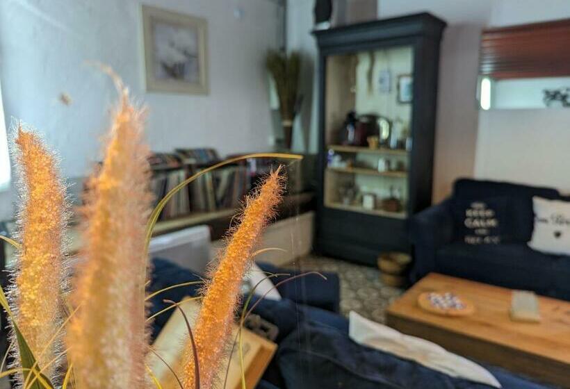 חדר סטנדרט, Guestroom Bouges Le Château, 1 Pièce, 2 Personnes   Fr 1 591 523