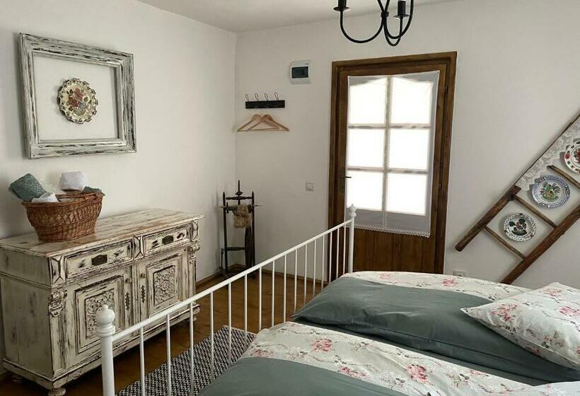 스탠다드 룸 킹사이즈 침대, La Novaci Porumbacu De Sus 270