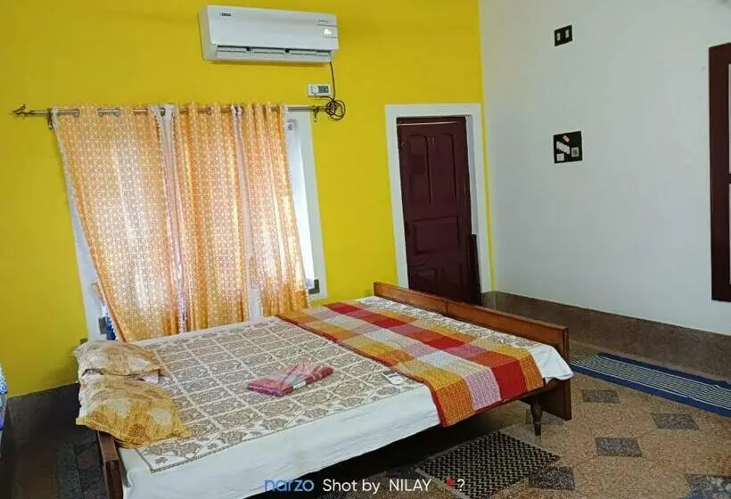 バルコニー付きデラックスルーム, Balurghat Hotel Kokoro Farmhouse