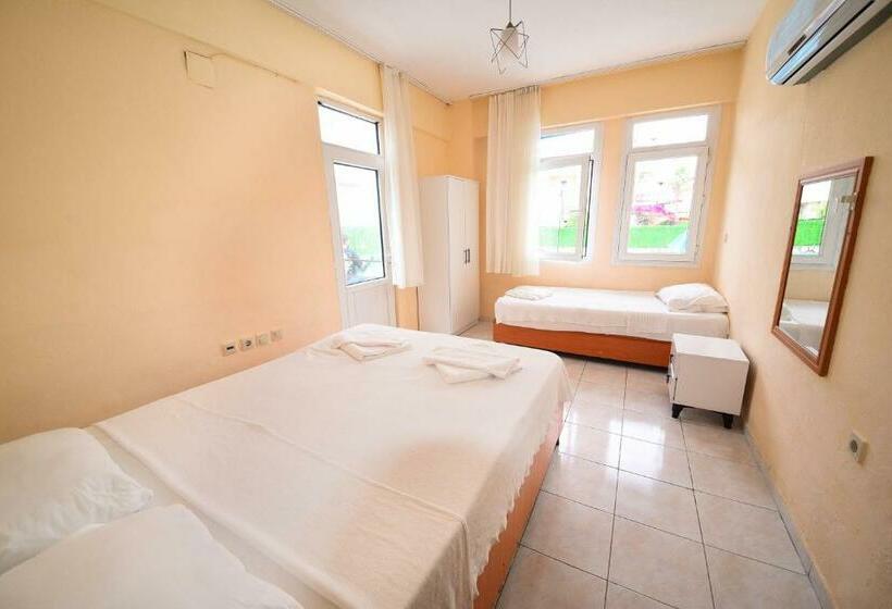 プールの見える１ベッドルームアパートメント, Fethiye Apart Otel