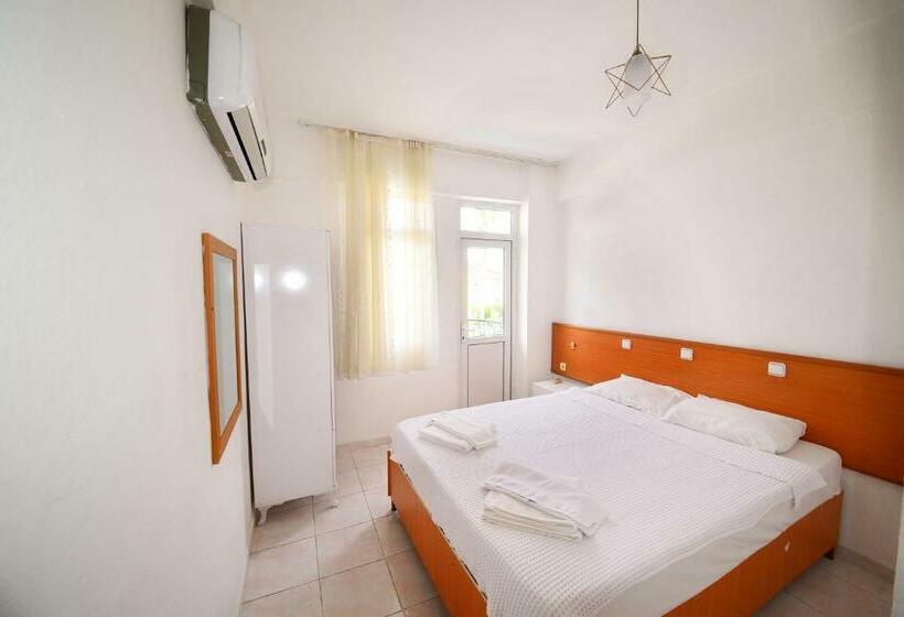 プールの見える１ベッドルームアパートメント, Fethiye Apart Otel