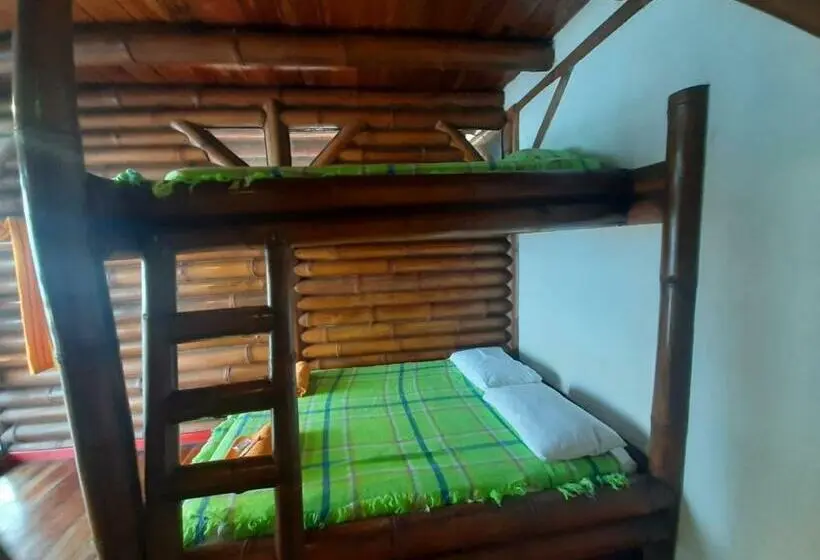 Deluxe Szoba, Bambu Mompiche