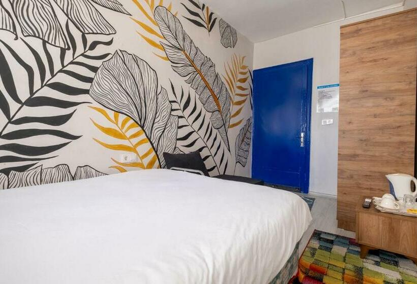 اتاق استاندارد, Stanbol Apart