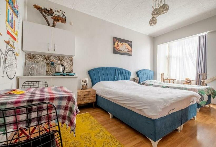 اتاق استاندارد سه نفره, Stanbol Apart