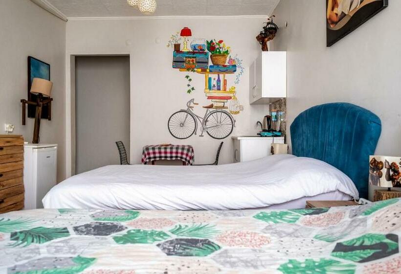 اتاق استاندارد سه نفره, Stanbol Apart