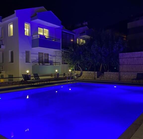 Апартаменты 1 Спальня Вид на Бассейн, özgüm Suite Otel