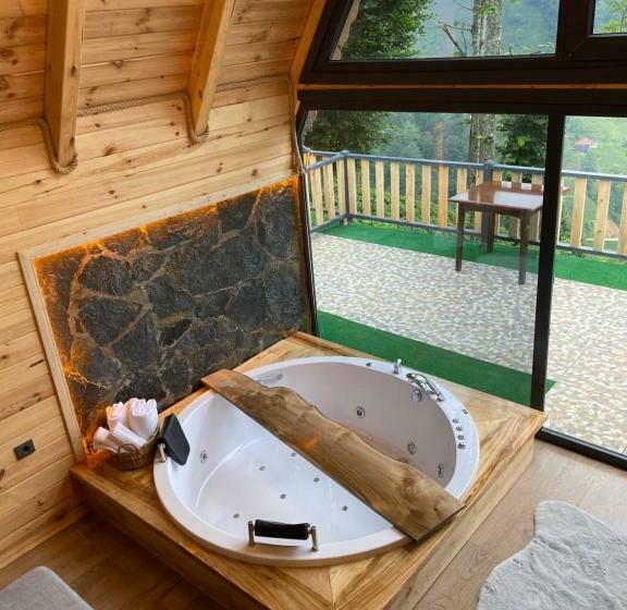 סוויטה משפחתית, Ri̇ze Sereni̇ty Bungalov