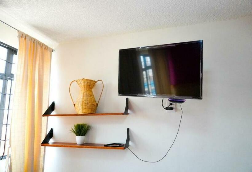 חדר סטנדרט חדר אמבטיה משותף, Hostal Chocolate Calenda