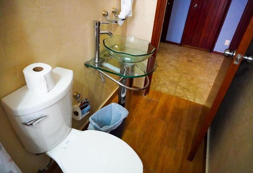 חדר סטנדרט חדר אמבטיה משותף, Hostal Chocolate Calenda