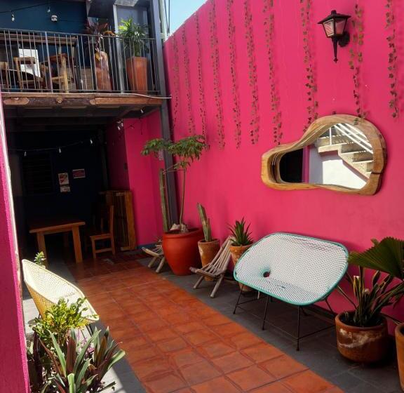 חדר סטנדרט חדר אמבטיה משותף, Hostal Chocolate Calenda