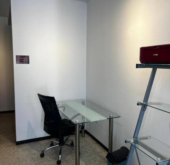 חדר סטנדרט חדר אמבטיה משותף, Hostal Chocolate Calenda