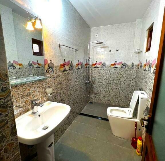 Номер Стандарт, Nathaniel S Guest Inn