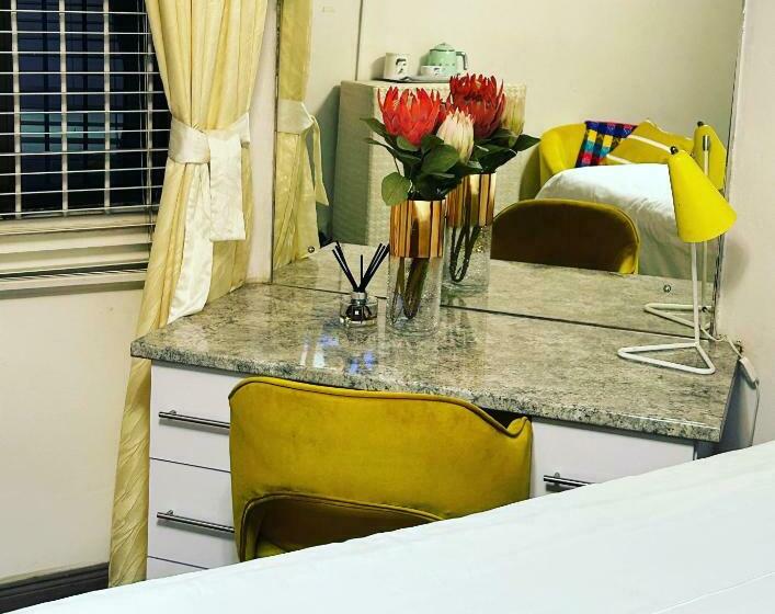 اتاق استاندارد, Berry On 90