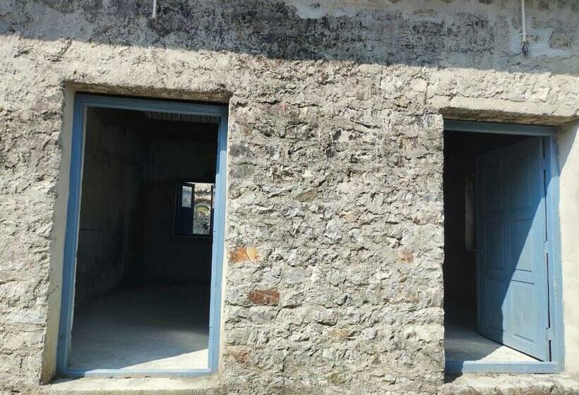 חדר משפחתי נוף לגינה, Dooars Velley Home Stay