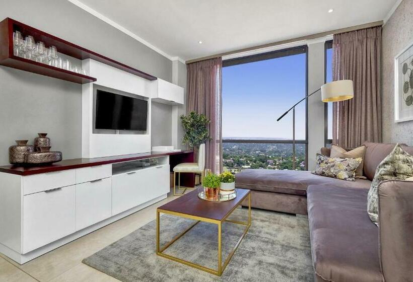 شقة غرفة واحدة, Executive 3 Bed Apartment With Balcony & Executive 2 Bed Apartment In Sandton