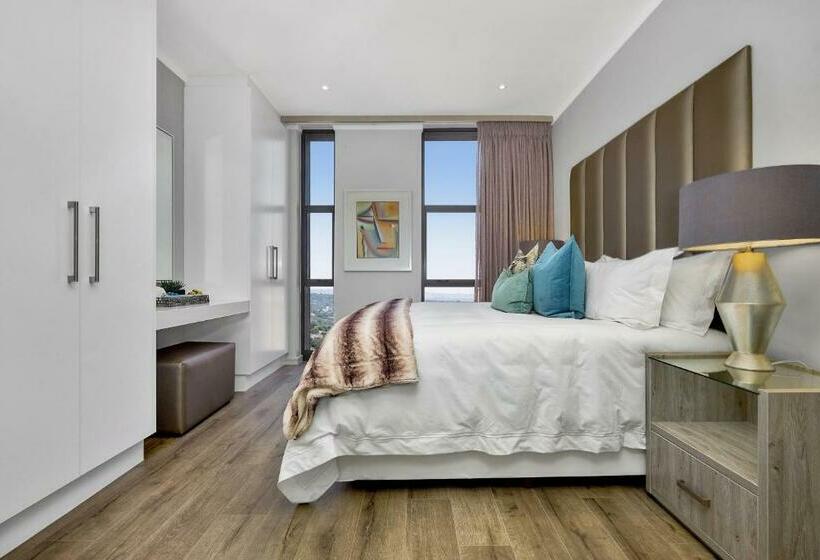 شقة غرفة واحدة, Executive 3 Bed Apartment With Balcony & Executive 2 Bed Apartment In Sandton