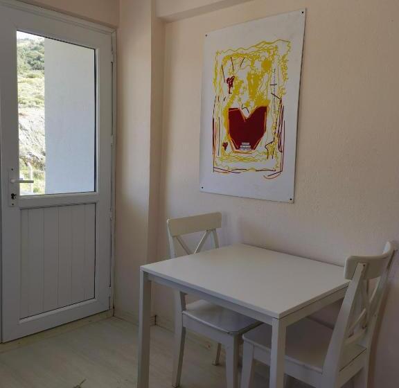 חדר סטנדרט נוף לגינה, Güzelbahçe Yemek Atölyesi