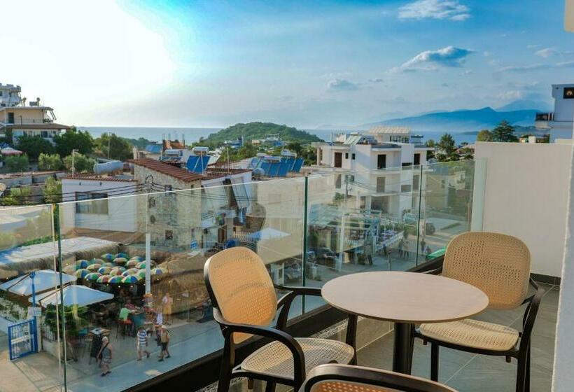 스탠다드 4인용 룸 바다전망, Koko