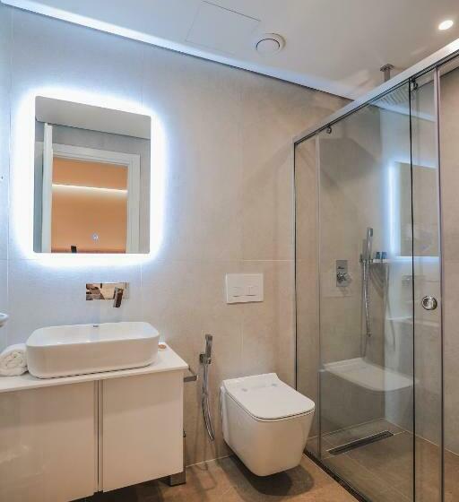 스탠다드 4인용 룸 바다전망, Koko