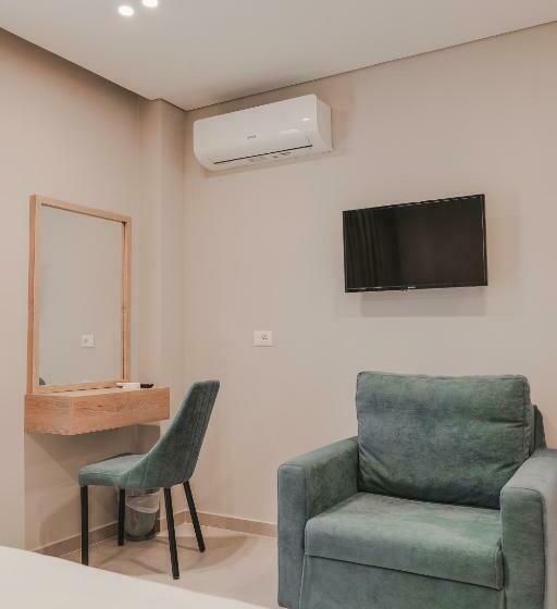 스탠다드 트리플 룸, Koko