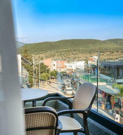 스탠다드 트리플 룸, Koko