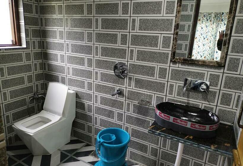 Quarto deluxe, Tip Top Pahalgam