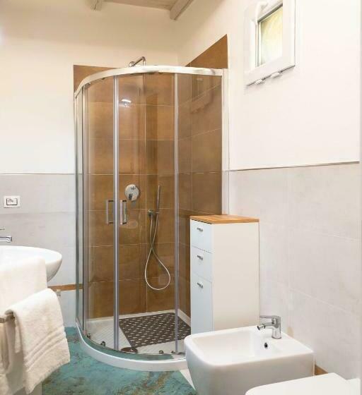 اتاق استاندارد, Dimora La Fiumara