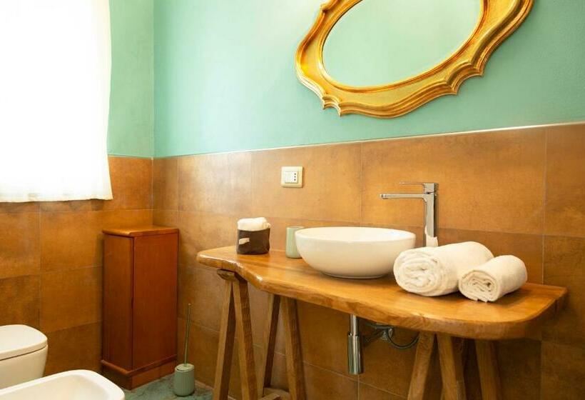 اتاق استاندارد با بالکن, Dimora La Fiumara