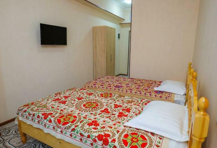 חדר סטנדרט, Latif