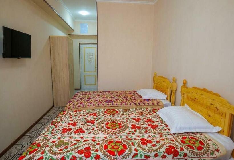 חדר סטנדרט, Latif