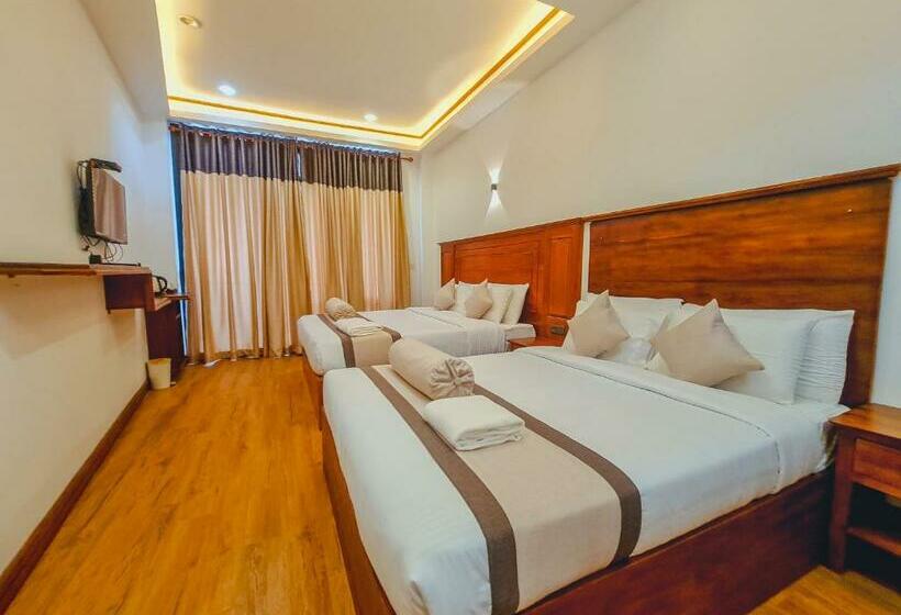 اتاق سوپریور خانوادگی, Top Rich Hotel Nuwara Eliya