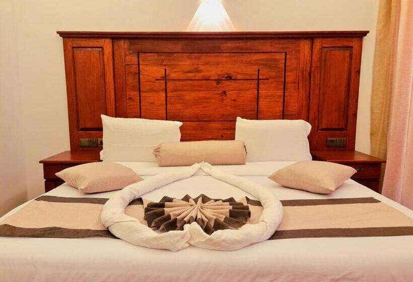 اتاق استاندارد با چشم‌انداز دریاچه, Top Rich Hotel Nuwara Eliya