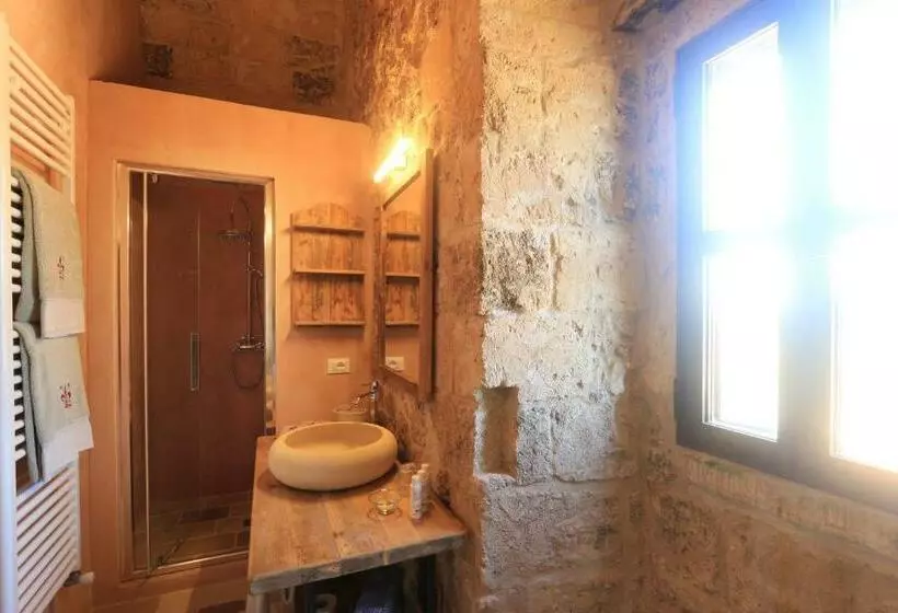 سوییت با چشمانداز دریا, Masseria Fano Relais & Wine